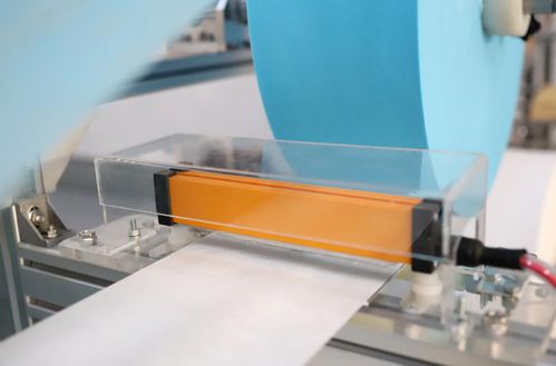 圣泉集團開放口罩專利技術(shù) 推動衛(wèi)生防護(hù)產(chǎn)業(yè)協(xié)同發(fā)展